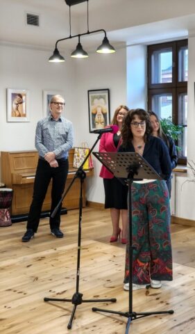 "Barwa i blask" - galeria wernisażu wystawy