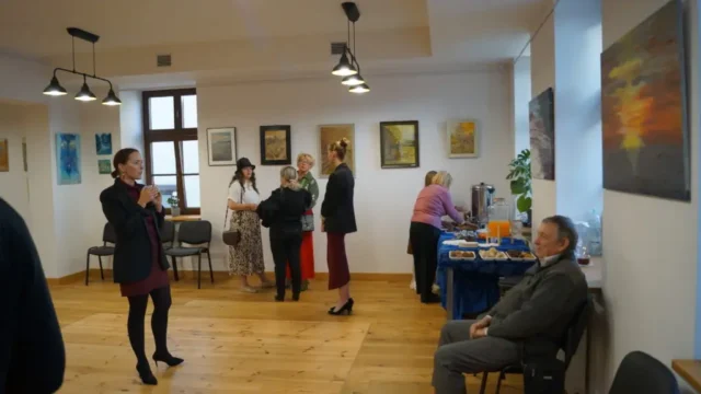 "Bo zawsze warto..." - wernisaż wystawy malarstwa Aleksandry Wiercioch