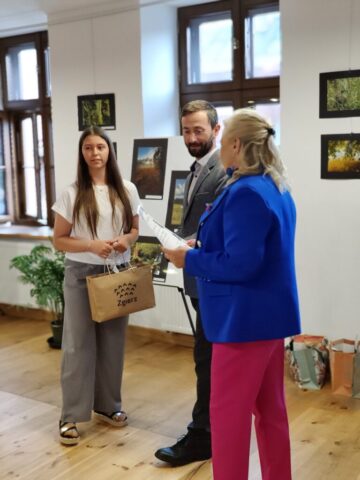 Podsumowanie konkursu "W zielonym kadrze - fotografie przyrody powiatu zgierskiego"