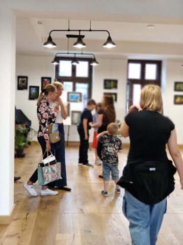 Podsumowanie konkursu "W zielonym kadrze - fotografie przyrody powiatu zgierskiego"